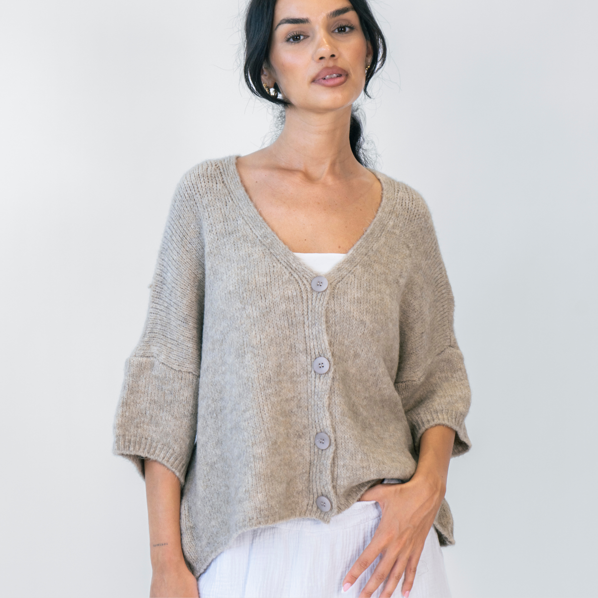 Oversized cardigan with 3/4 sleeves