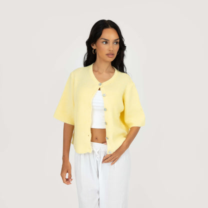 Short-sleeve knitted cardigan