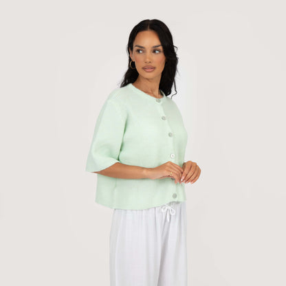 Short-sleeve knitted cardigan
