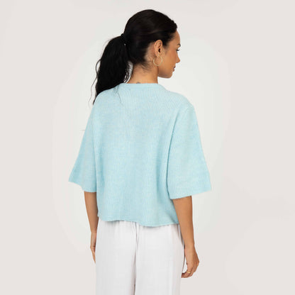 Short-sleeve knitted cardigan