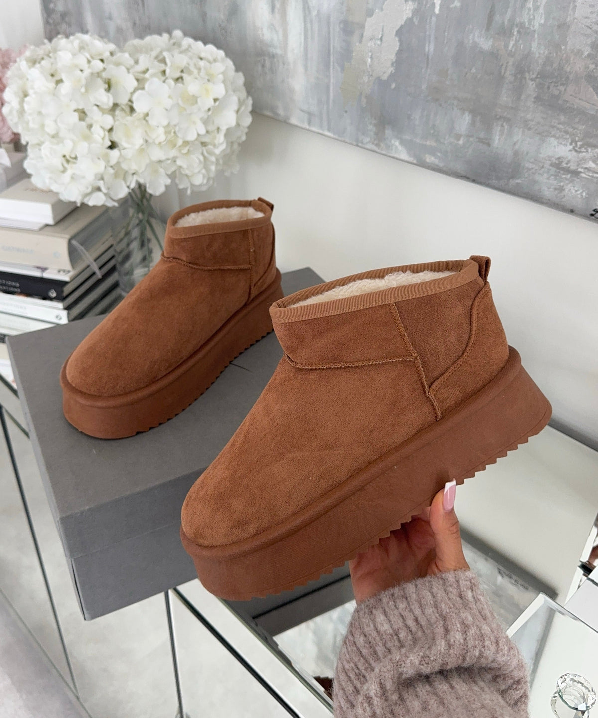 Botas de plataforma Della color castaño