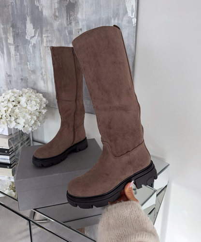 Botas Amira marrón
