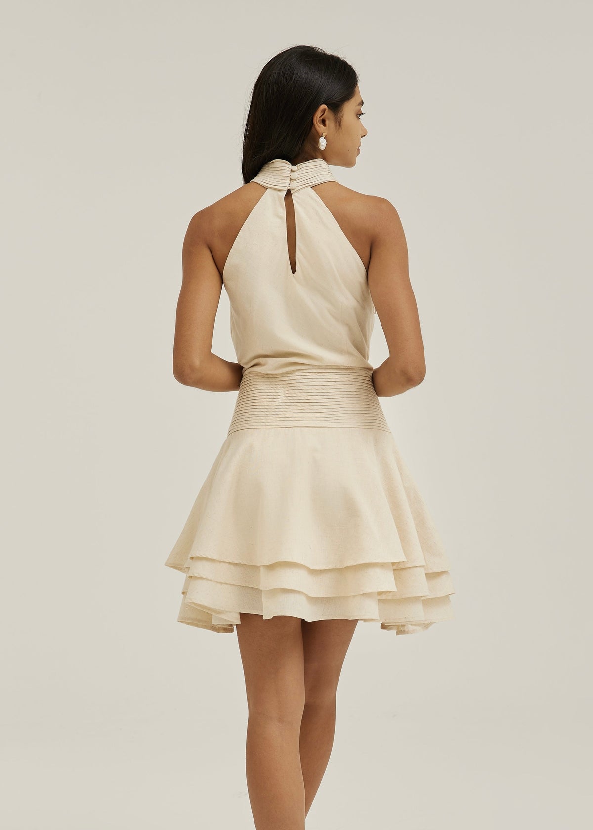 Vestido de lino Alianna Elevate para resort | Arena