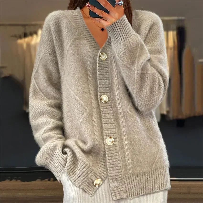Lena | Cardigan Morbido con Bottoni