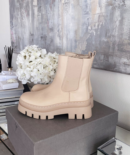 Botines Chelsea Nora Cortos Beige