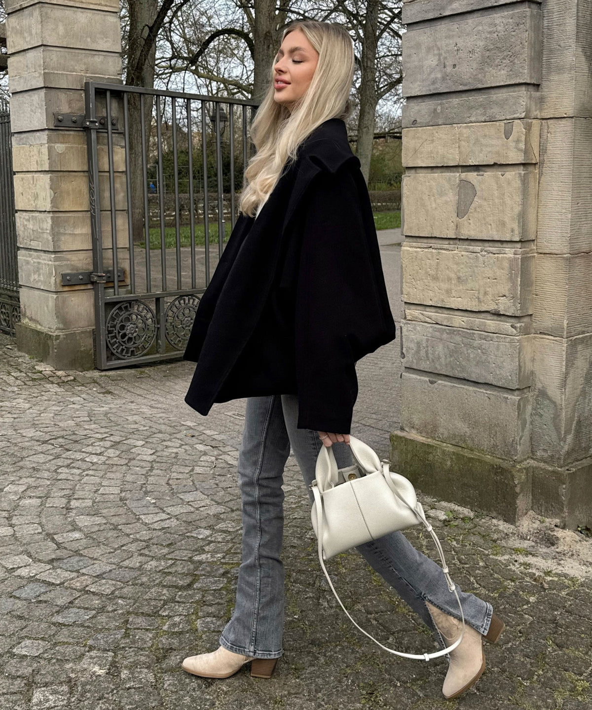 Botas cowboy Selenay beige midi