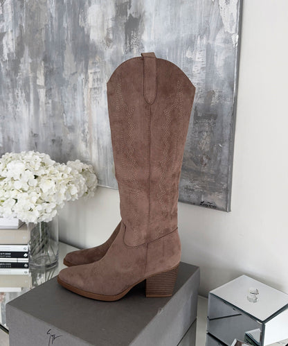 Botas vaqueras Selenay color topo altas