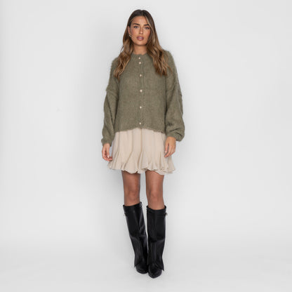Oversized Cardigan Short "CozyGlam"