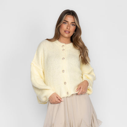 Oversized Cardigan Short "CozyGlam"
