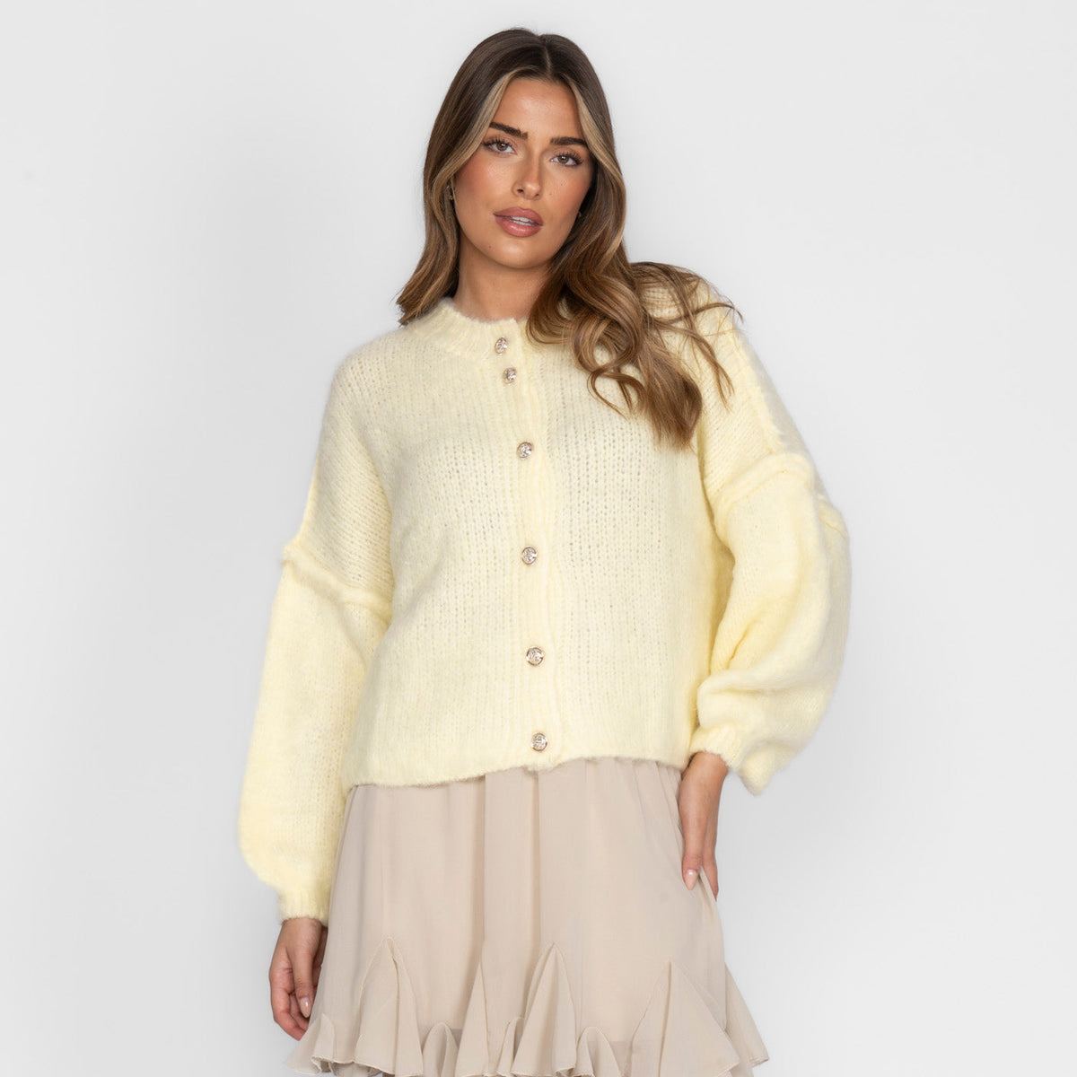 Oversized Cardigan Short "CozyGlam"