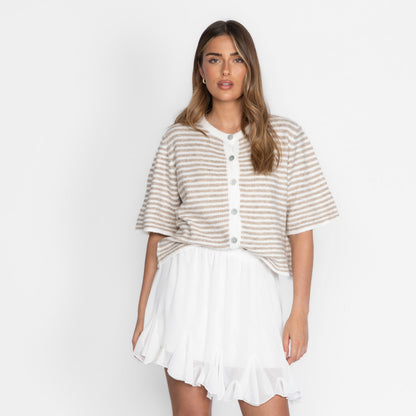 Short-sleeve knitted cardigan