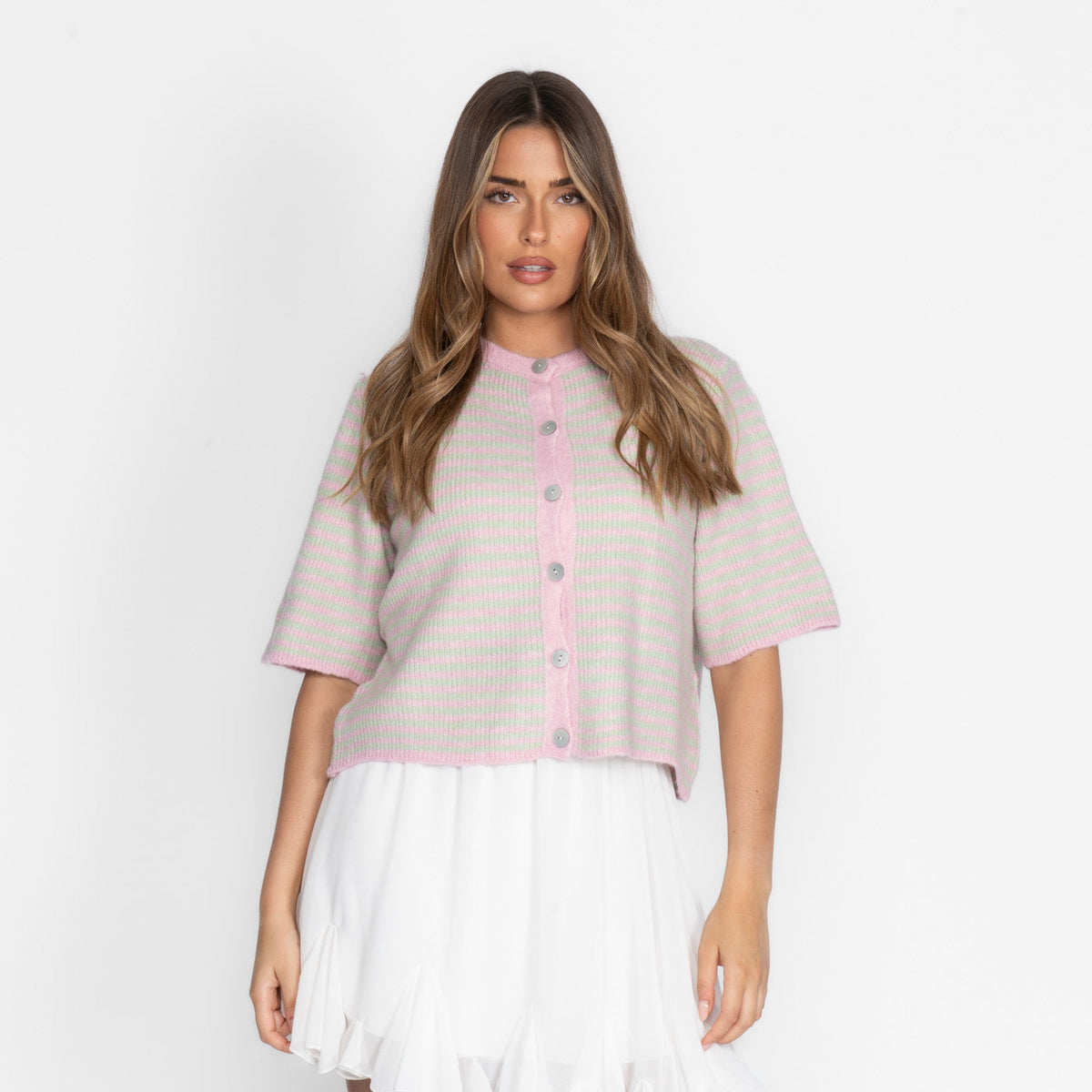 Short-sleeve knitted cardigan