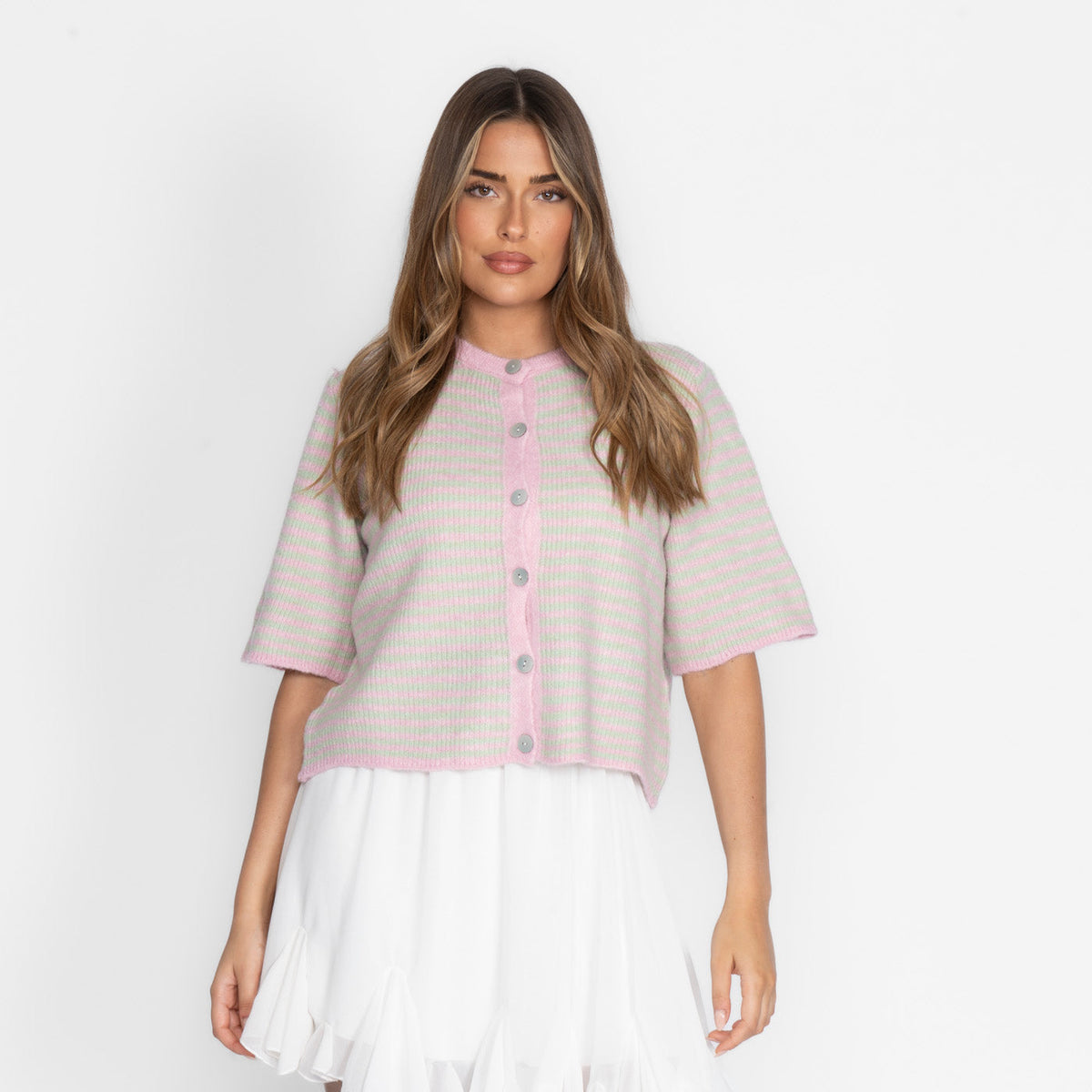 Short-sleeve knitted cardigan
