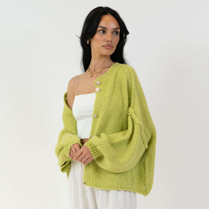 Oversized Cardigan Short "CozyGlam"