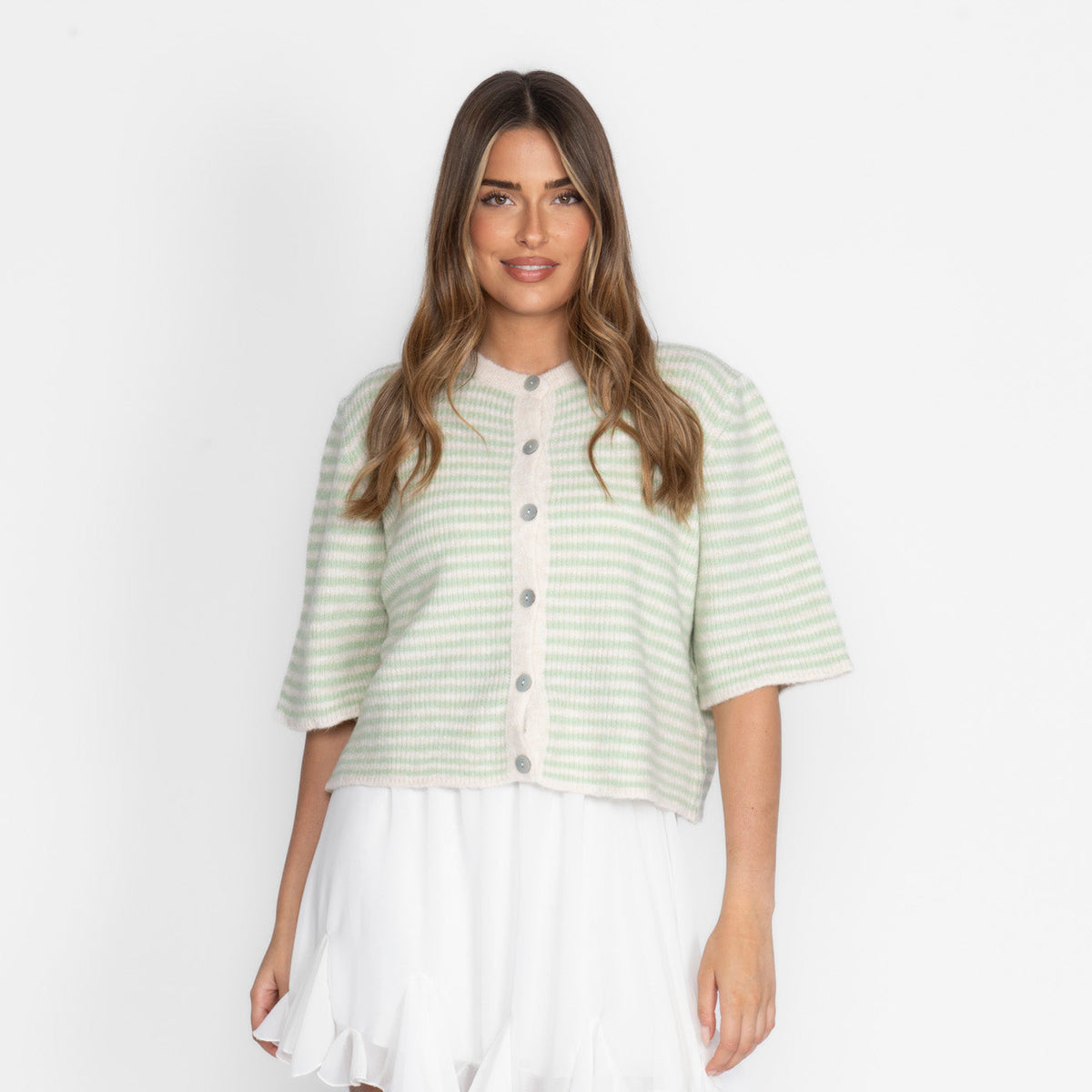 Short-sleeve knitted cardigan