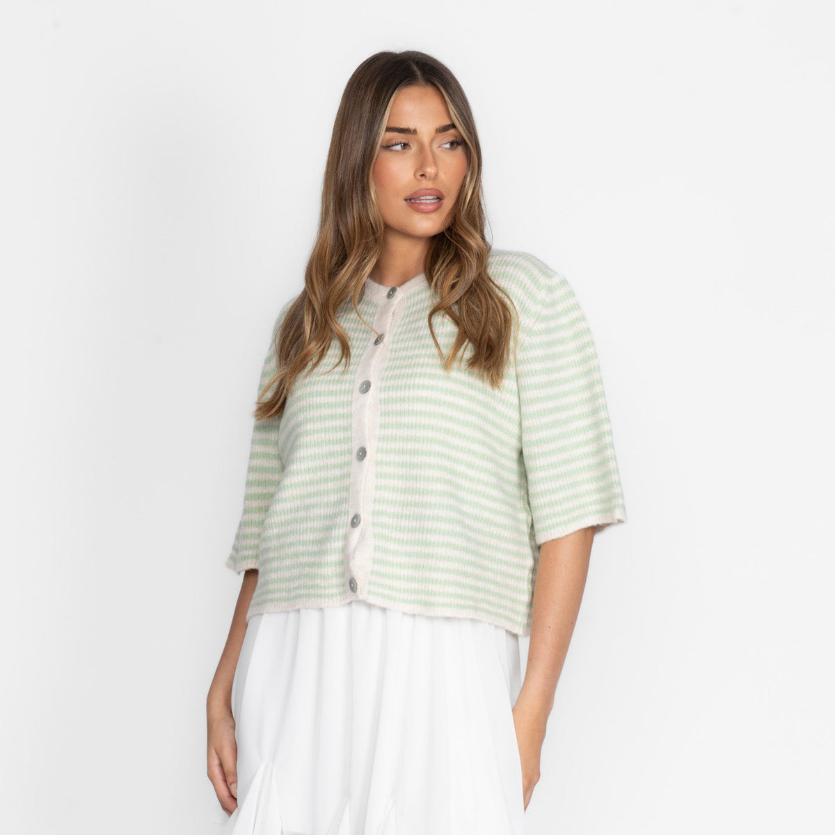 Short-sleeve knitted cardigan