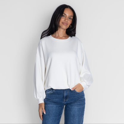 Suéter oversize con fruncido