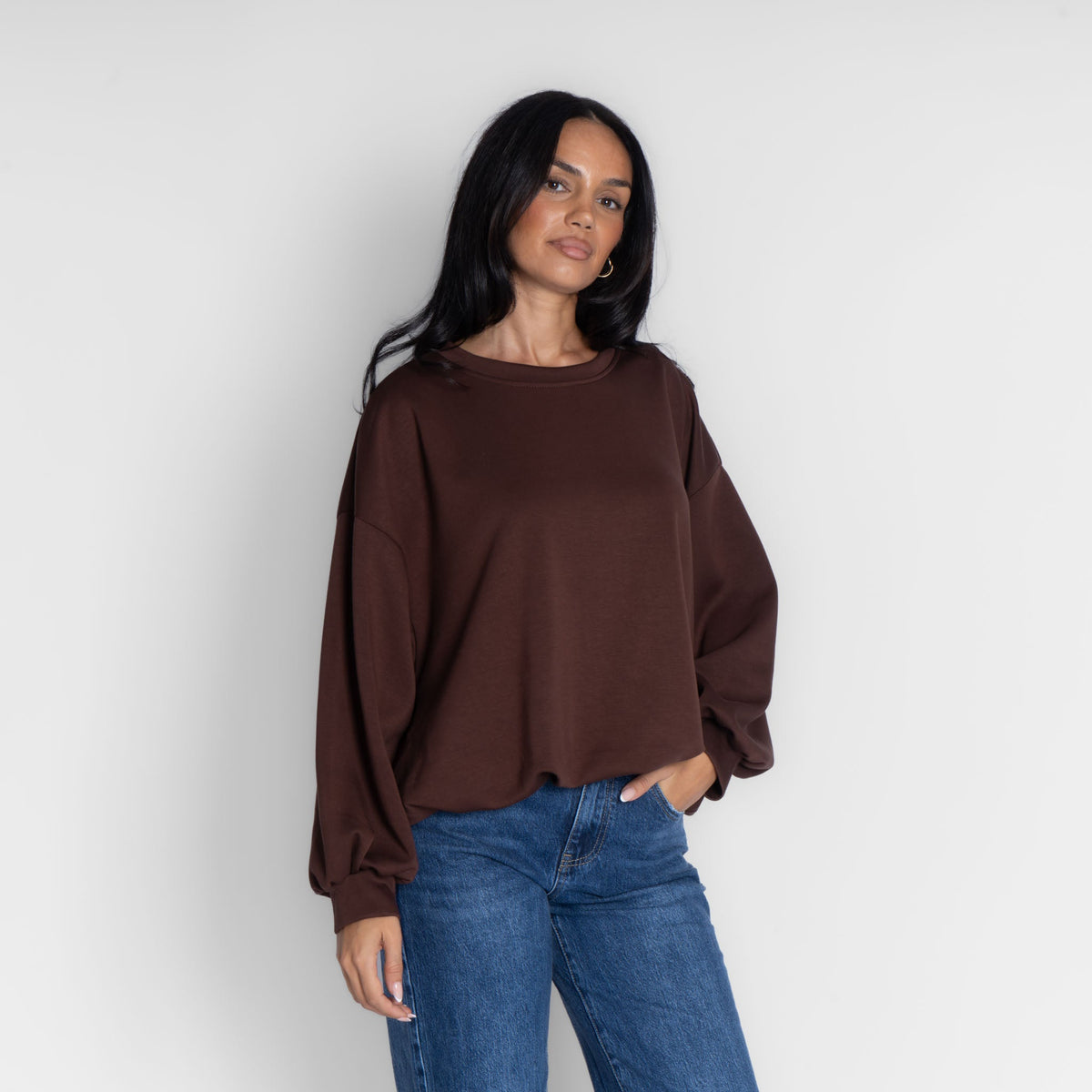 Suéter oversize con fruncido