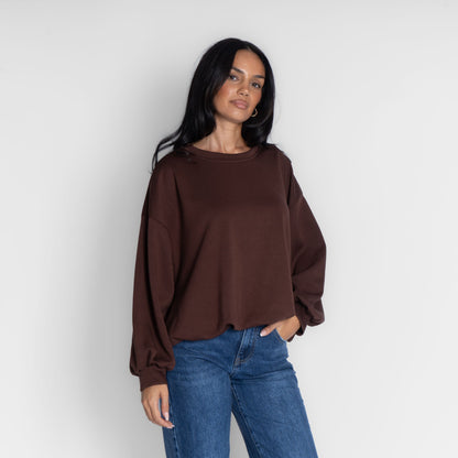 Suéter oversize con fruncido