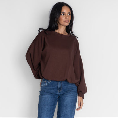 Suéter oversize con fruncido