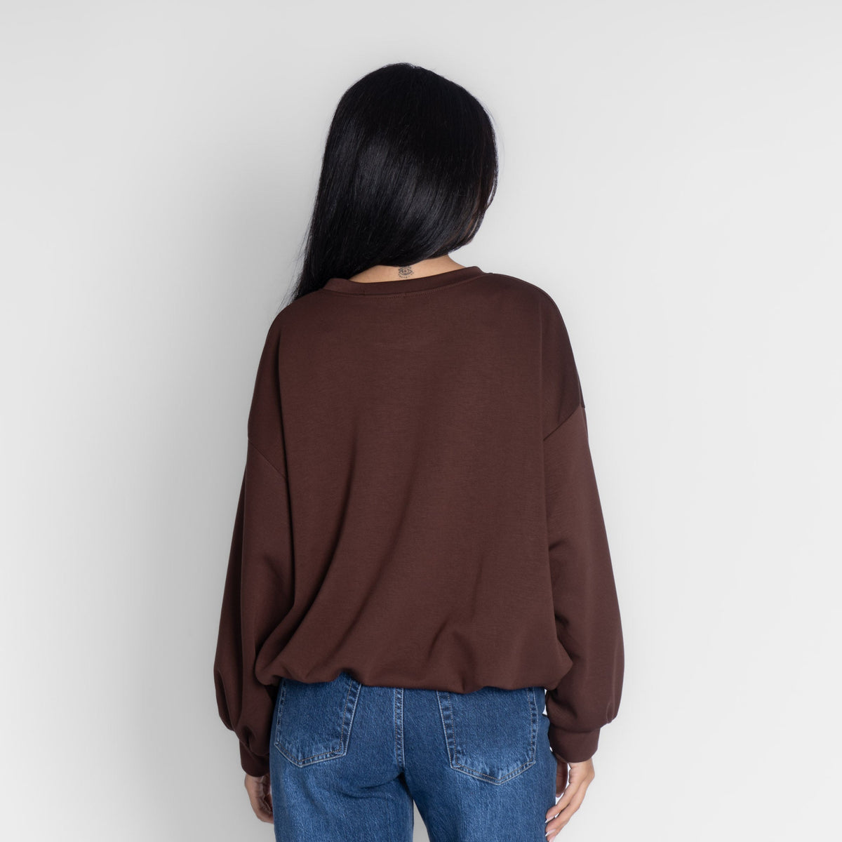 Suéter oversize con fruncido