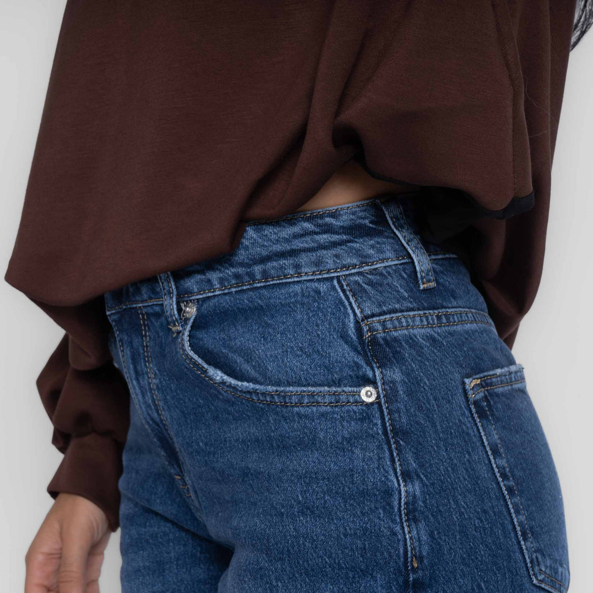 Suéter oversize con fruncido