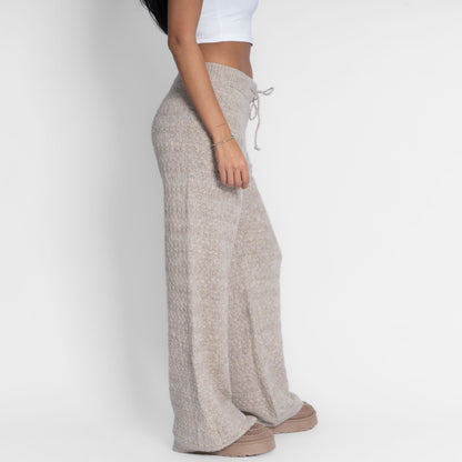 Pantalones anchos de punto acogedores