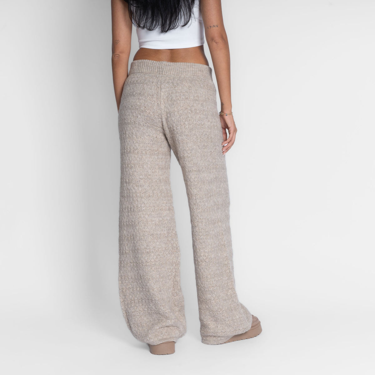 Pantalones anchos de punto acogedores