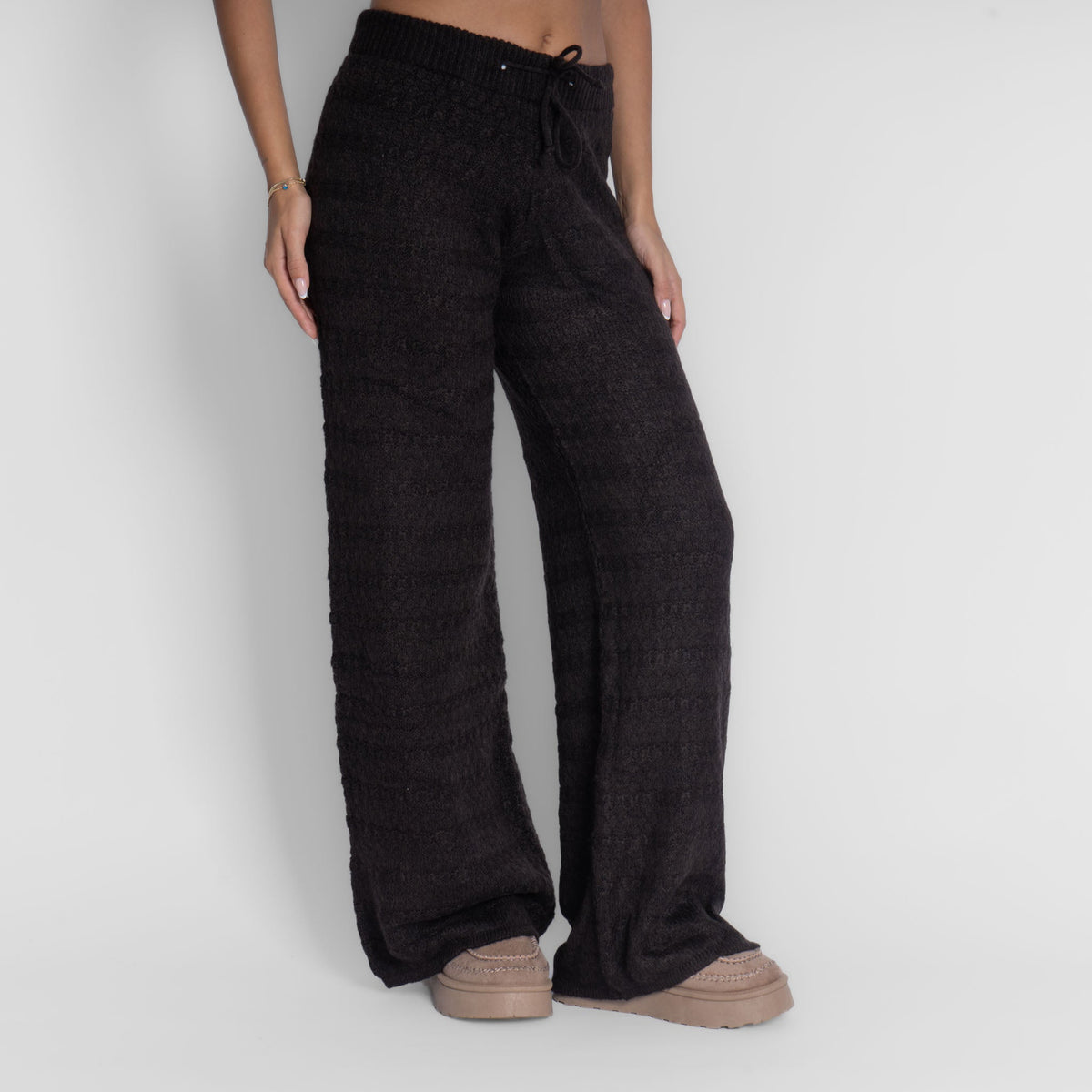 Pantalones anchos de punto acogedores