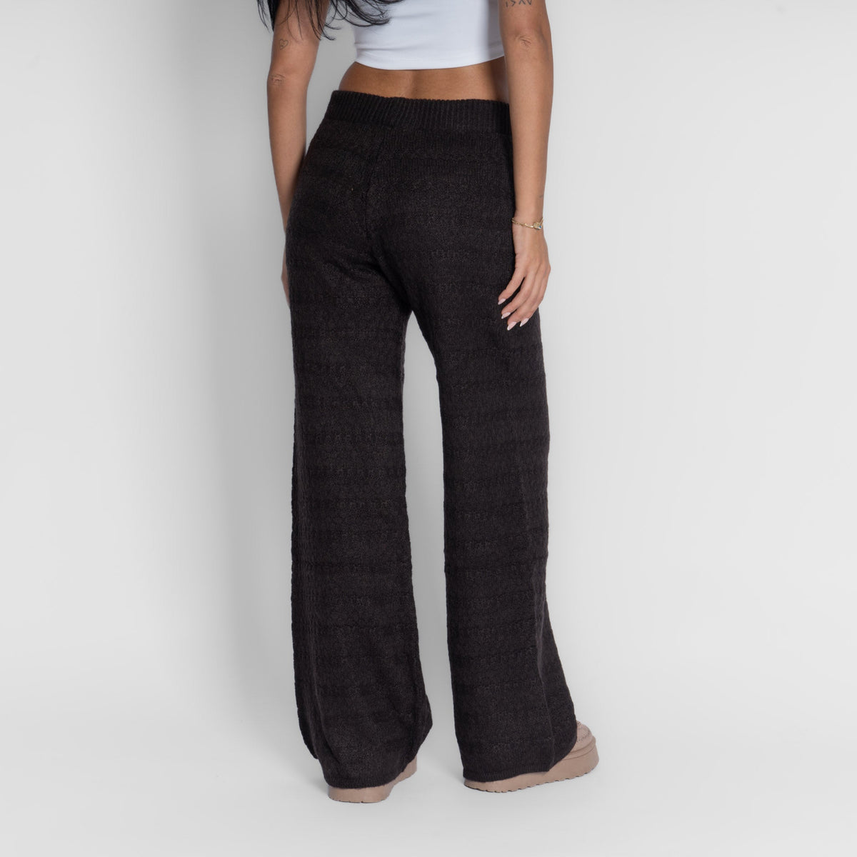 Pantalones anchos de punto acogedores