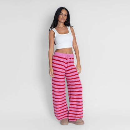 Pantalones anchos de rayas cómodos