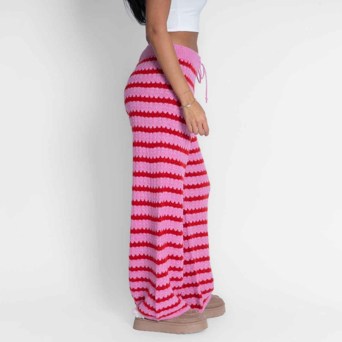 Pantalones anchos de rayas cómodos