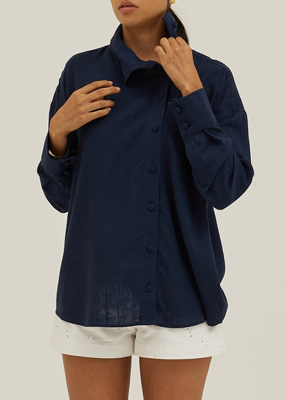 Camisa Caroline asimétrica con botones delanteros | Azul marino