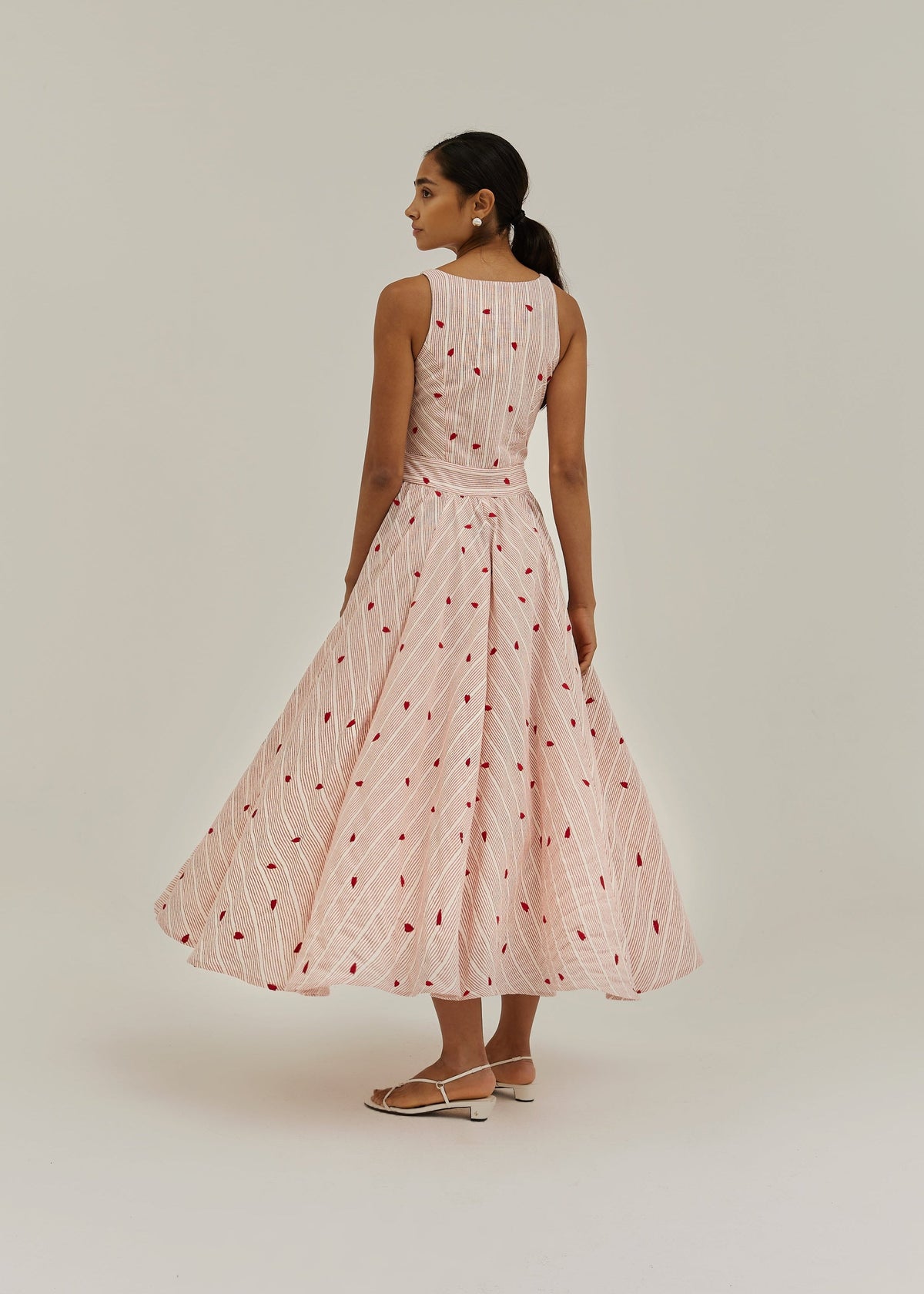 Vestido de día a rayas con bordado Antalia | Rojo/Blanco