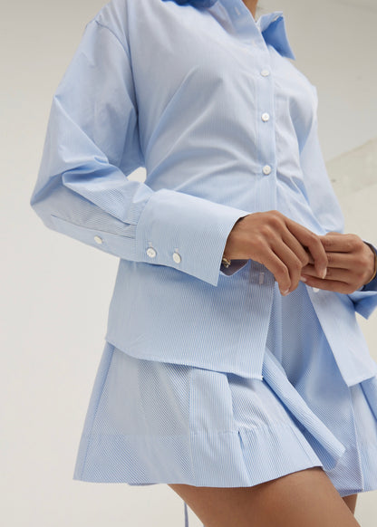 Camisa Reena con lazo trasero y cintura ajustable | Azul/Blanco