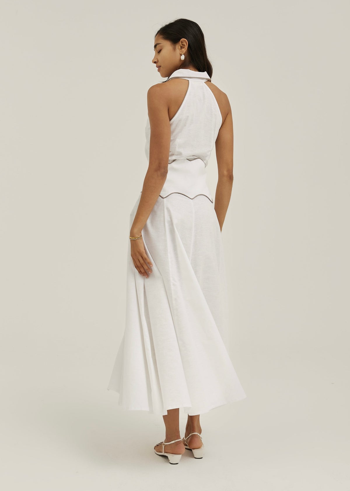 Vestido Kalila con iconos en contraste | Blanco/Topo