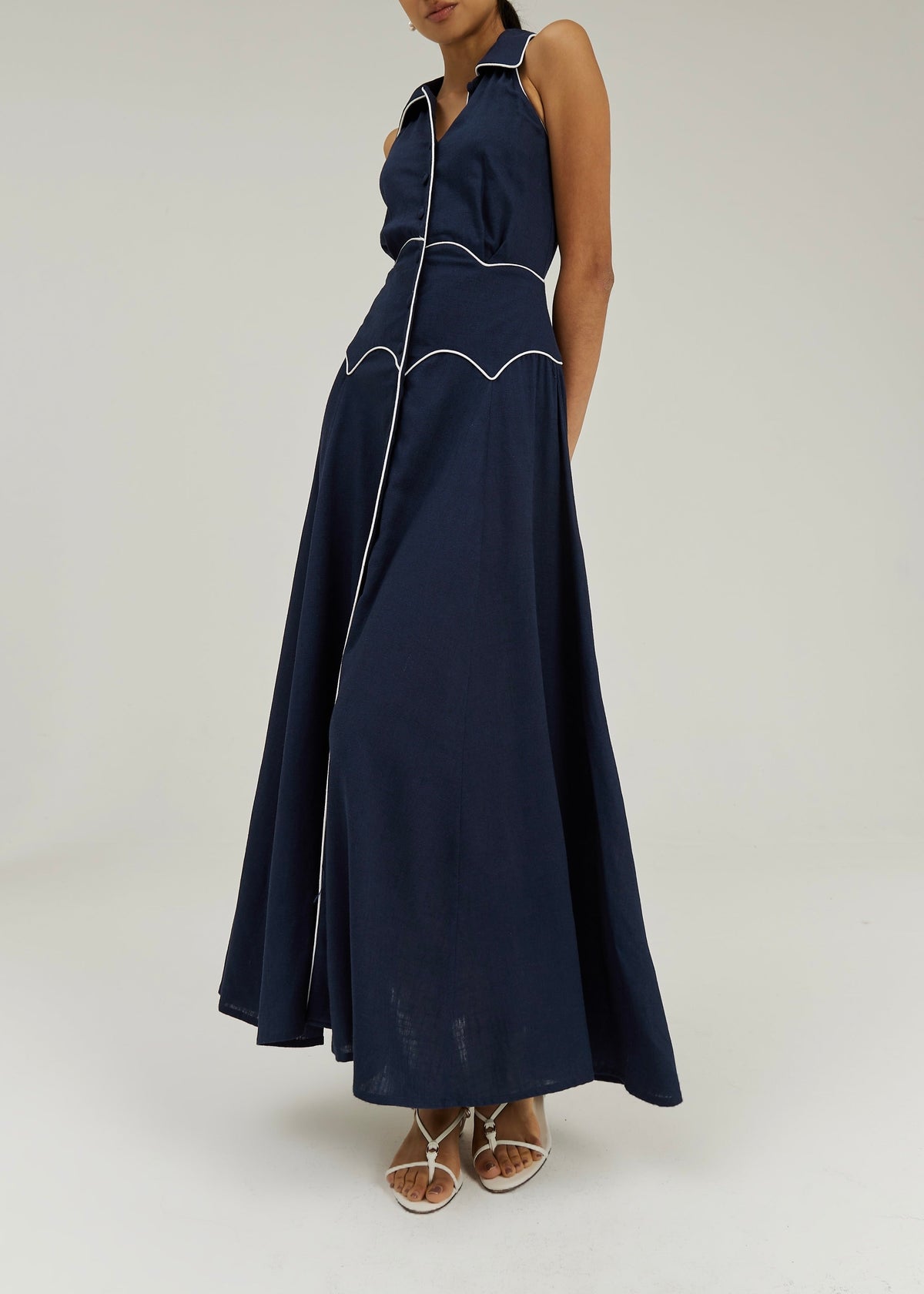 Vestido icónico de contraste Kalila | Azul marino/Blanco