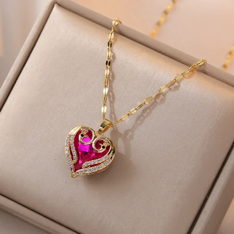 Collar elegante y lujoso de ostra con perla en forma de corazón color melocotón