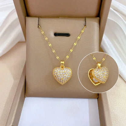 Collar elegante y lujoso de ostra con perla en forma de corazón color melocotón