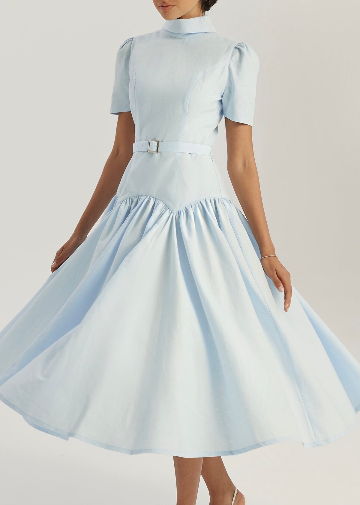 Vestido de día de lino Vikarla | Azul pastel