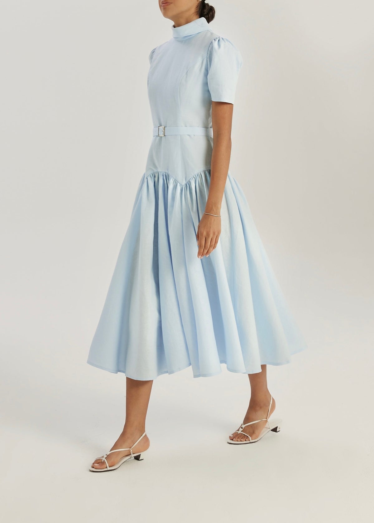 Vestido de día de lino Vikarla | Azul pastel