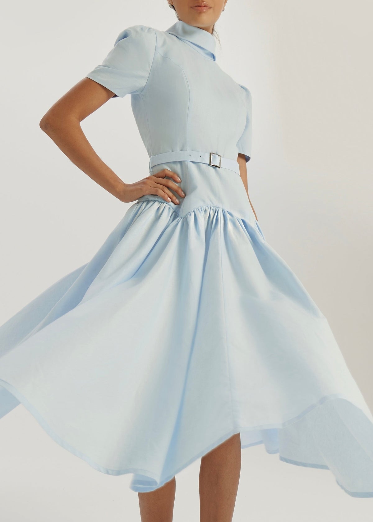 Vestido de día de lino Vikarla | Azul pastel