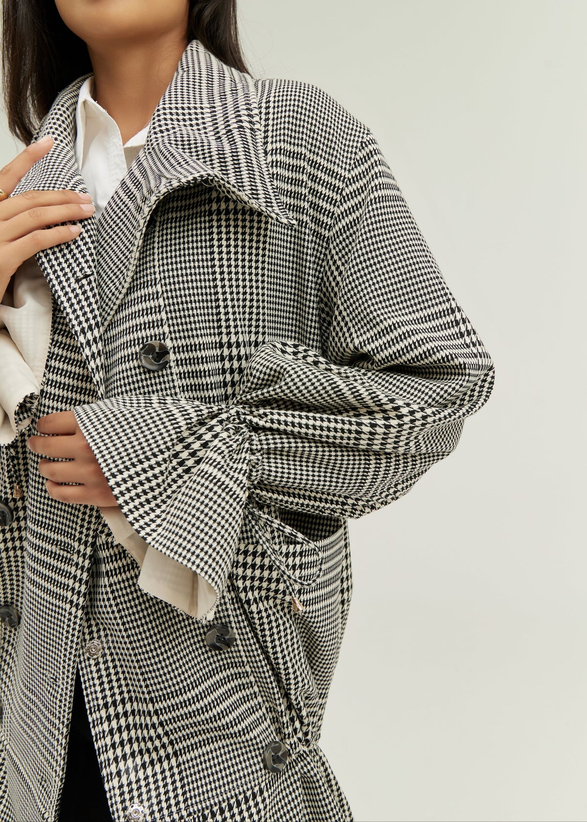 Abrigo Odette de doble botonadura con estampado de pata de gallo y cintura baja | Mezcla de gris