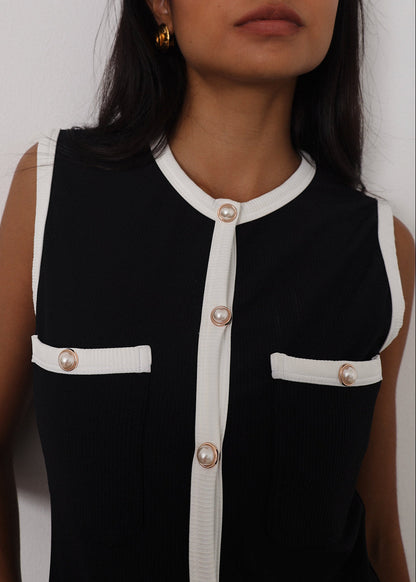 Vestido Carlton tipo cover-up con botones de perla | Negro