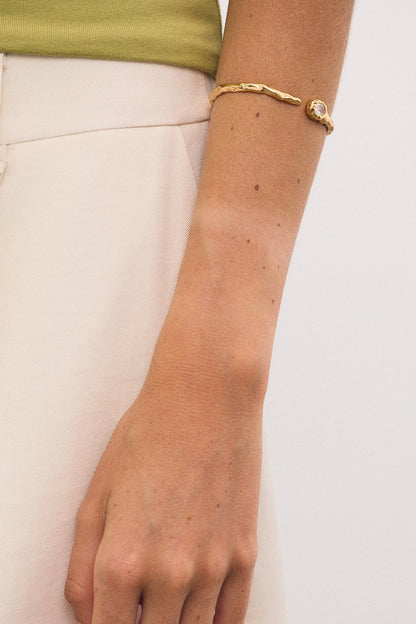Pulsera de circonitas irregulares