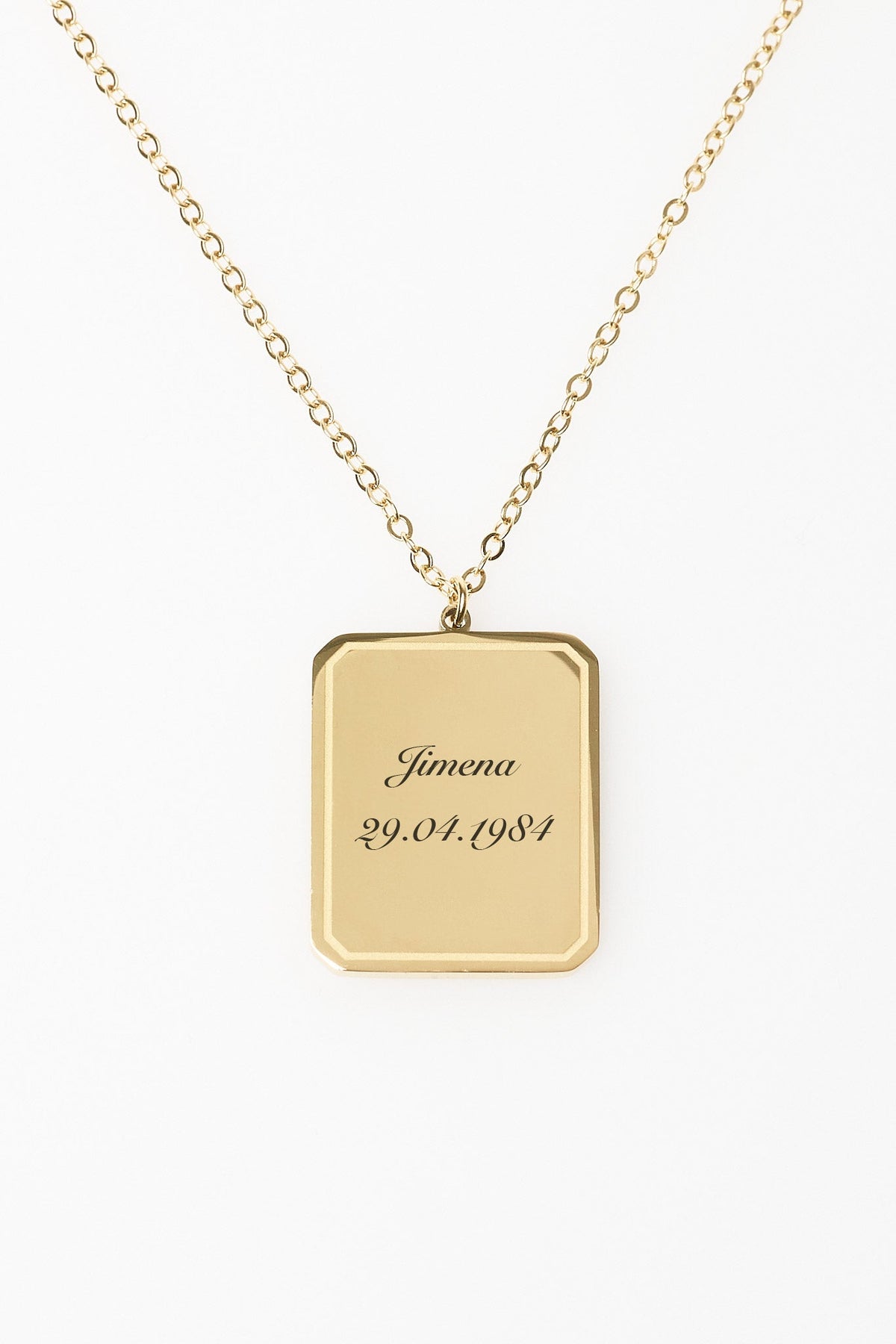 Collar con ribete grande
