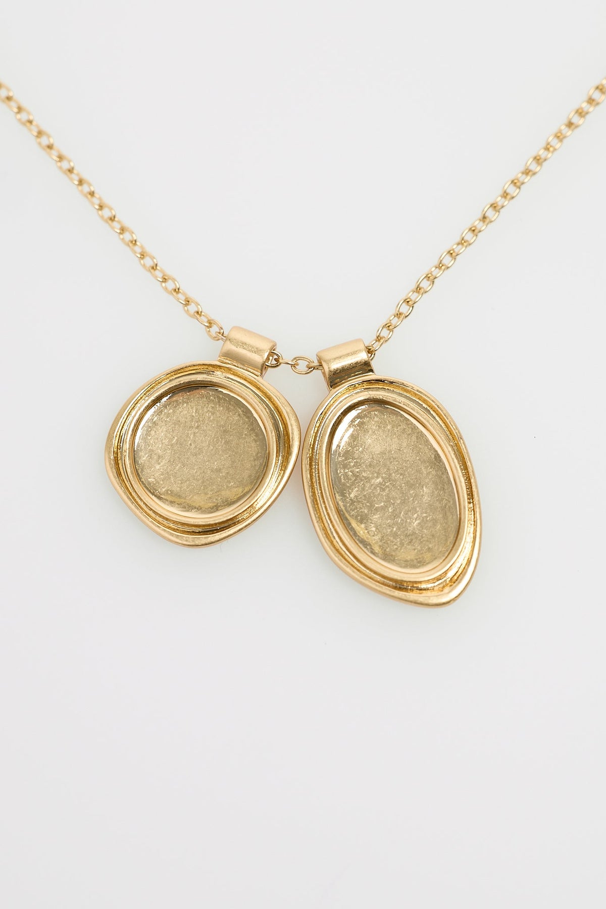 Colgante doble ovalado irregular