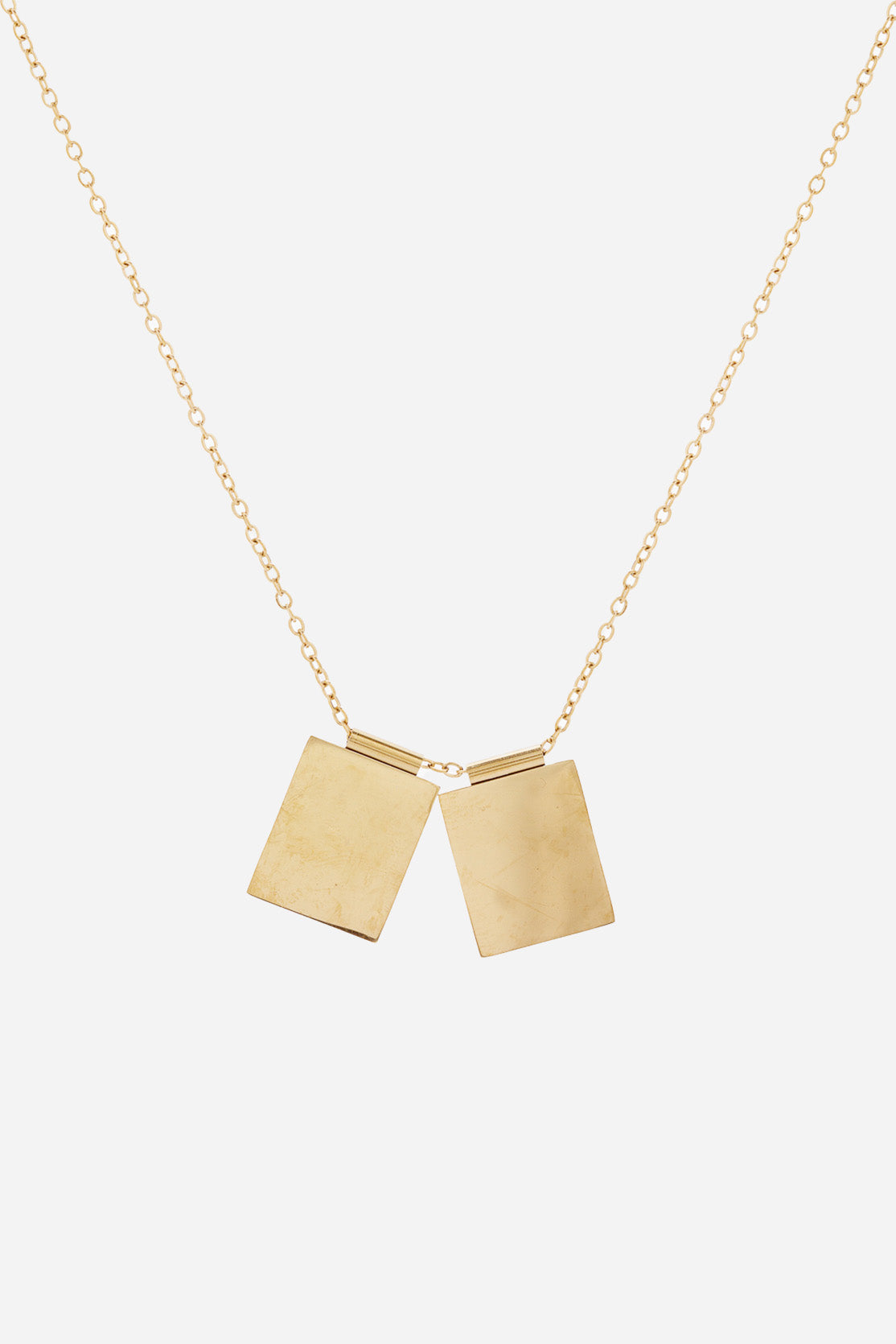 Collar con doble placa