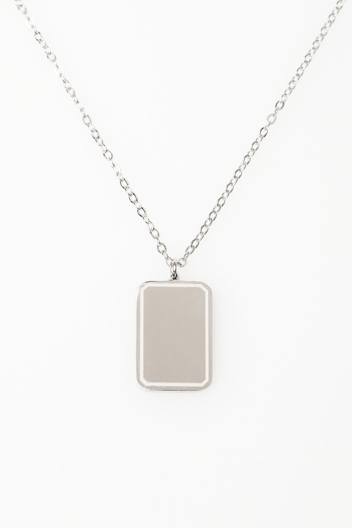 Collar pequeño con ribete