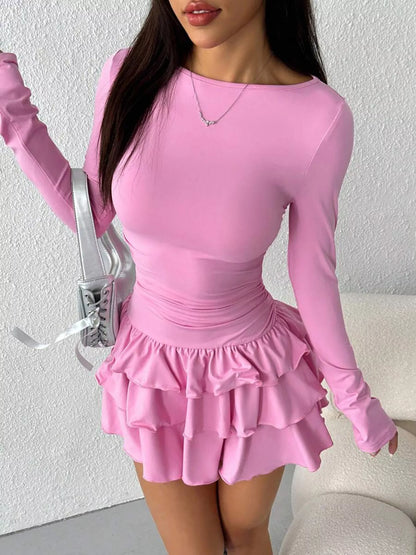 Minivestido fruncido de manga larga con volantes superpuestos